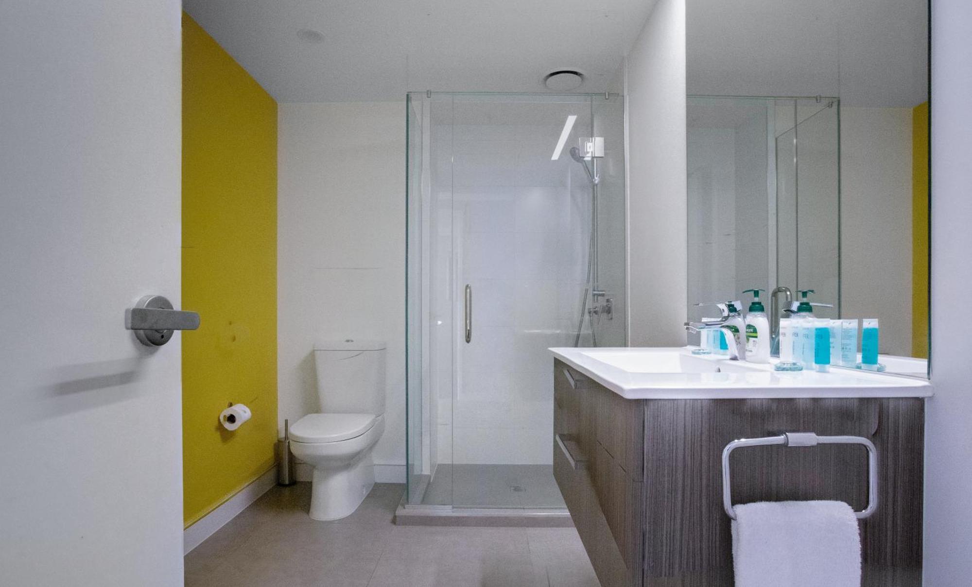 Skyline Serenade Apt With Skycity View And Parking Auckland Bagian luar foto